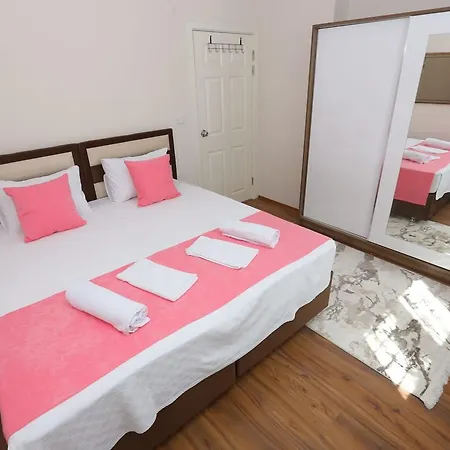 Guel Aparthotel *